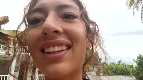 Snapshot of tomoe_b chatting on 01-03-25, 11:57 leyla online show from 01-03-25, 11:57