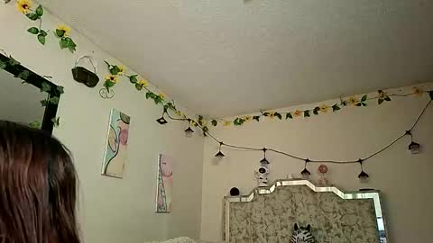 leyla  online show from 02-03-26, 10:15