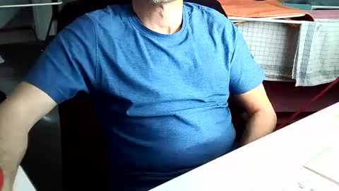 Tom online show from 01-24-25, 10:21