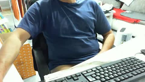 Tom online show from 10-04-25, 05:11