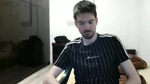 Snapshot of tomylind chatting on 05-26-26, 08:05 Onlyfans - Tomylind keep you in touch there online show from 05-26-26, 08:05