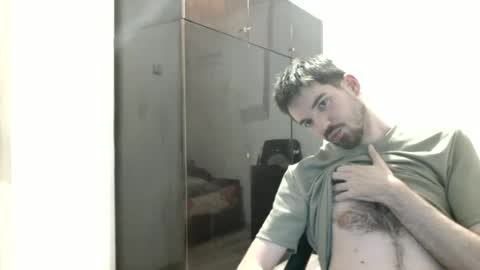 Snapshot of tomylind chatting on 06-15-26, 08:22 Onlyfans - Tomylind keep you in touch there online show from 06-15-26, 08:22