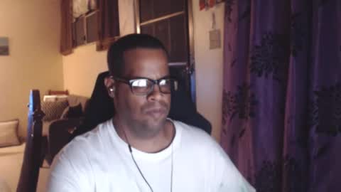 Antonio online show from 11-16-25, 02:06