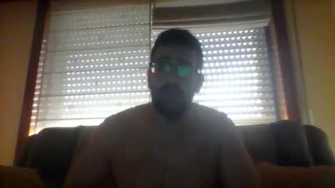 Snapshot of toni640128 chatting on 09-12-25, 05:13 toni640128 online show from 09-12-25, 05:13