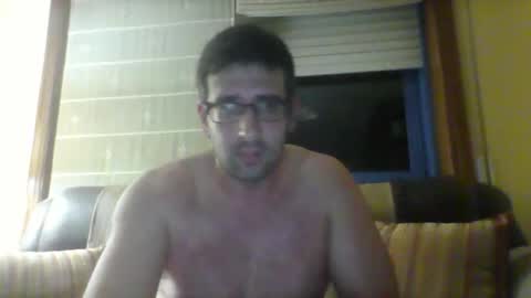 Snapshot of toni640128 chatting on 10-11-25, 01:38 toni640128 online show from 10-11-25, 01:38