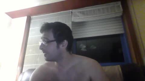 Snapshot of toni640128 chatting on 11-14-25, 07:12 toni640128 online show from 11-14-25, 07:12