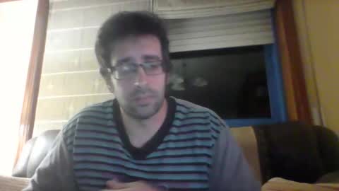 Snapshot of toni640128 chatting on 12-17-25, 01:33 toni640128 online show from 12-17-25, 01:33