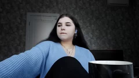 Snapshot of tonishaholje chatting on 12-15-25, 10:41 Zara online show from 12-15-25, 10:41