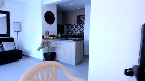 Snapshot of tony_muscle1 chatting on 01-18-25, 09:02 tony muscle1 online show from 01-18-25, 09:02