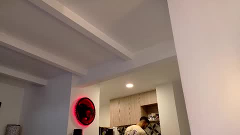 Snapshot of tony_muscle1 chatting on 11-24-25, 09:47 tony muscle1 online show from 11-24-25, 09:47