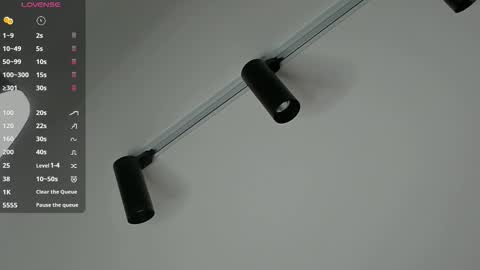 Snapshot of tony_petrov chatting on 12-14-25, 04:18 tony_petrov online show from 12-14-25, 04:18