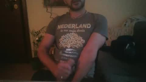 Snapshot of tonydalian chatting on 12-23-24, 12:41 TonyDalianys online show from 12-23-24, 12:41