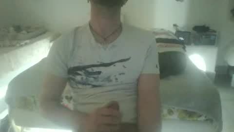 Snapshot of tonydalian chatting on 05-13-26, 06:16 TonyDalianys online show from 05-13-26, 06:16