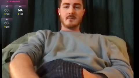 Snapshot of tonydigitt chatting on 01-09-26, 08:50 tonyd online show from 01-09-26, 08:50