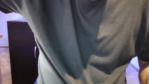 Snapshot of tonymontana202323898991 chatting on 11-08-25, 06:18 tonymontana202323898991 online show from 11-08-25, 06:18