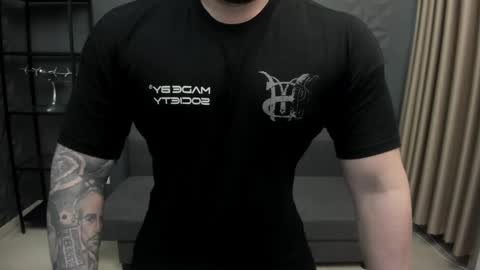 Snapshot of tonywilcoxx chatting on 01-21-25, 06:33 TonyWilcox online show from 01-21-25, 06:33