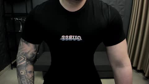 Snapshot of tonywilcoxx chatting on 01-27-25, 05:58 TonyWilcox online show from 01-27-25, 05:58