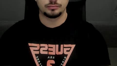 Snapshot of tonywilcoxx chatting on 02-11-25, 09:20 TonyWilcox online show from 02-11-25, 09:20