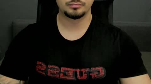 Snapshot of tonywilcoxx chatting on 02-20-25, 11:53 TonyWilcox online show from 02-20-25, 11:53