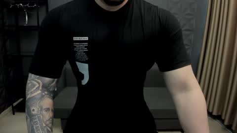 Snapshot of tonywilcoxx chatting on 02-23-25, 06:07 TonyWilcox online show from 02-23-25, 06:07