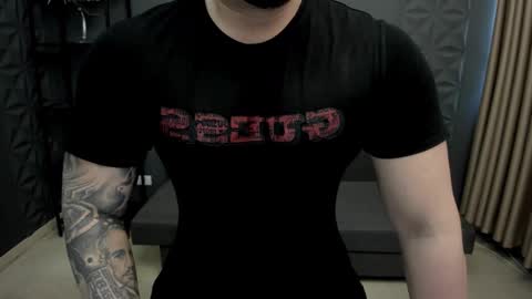 Snapshot of tonywilcoxx chatting on 02-23-25, 12:16 TonyWilcox online show from 02-23-25, 12:16