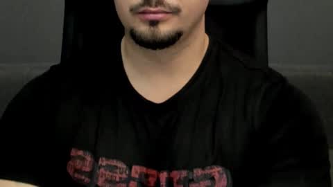 Snapshot of tonywilcoxx chatting on 02-28-25, 08:09 TonyWilcox online show from 02-28-25, 08:09