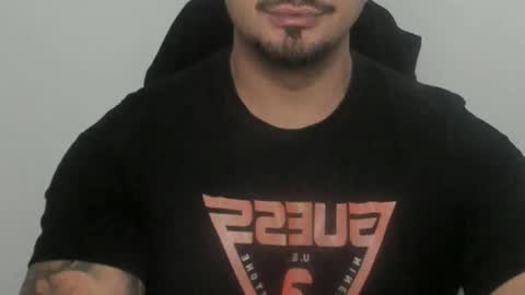 Snapshot of tonywilcoxx chatting on 10-05-25, 05:50 TonyWilcox online show from 10-05-25, 05:50