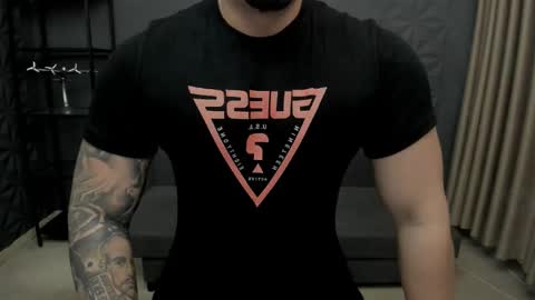 Snapshot of tonywilcoxx chatting on 11-20-25, 05:40 TonyWilcox online show from 11-20-25, 05:40