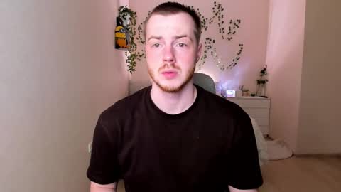 Snapshot of toohornyserj chatting on 11-21-25, 08:29 toohornyserj online show from 11-21-25, 08:29