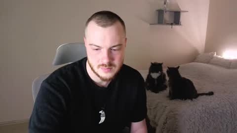 Snapshot of toohornyserj chatting on 03-12-26, 08:26 toohornyserj online show from 03-12-26, 08:26