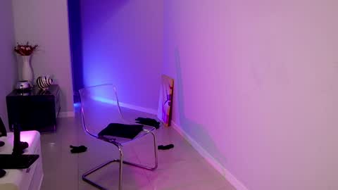 Snapshot of toomuch_wet_ chatting on 12-17-24, 05:15 Come find me on Fansly online show from 12-17-24, 05:15