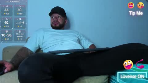 Snapshot of toonnydee chatting on 09-24-25, 04:16 Tony Dee online show from 09-24-25, 04:16