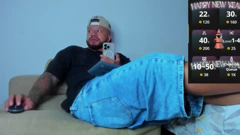 Snapshot of toonnydee chatting on 10-21-25, 02:18 Tony Dee online show from 10-21-25, 02:18