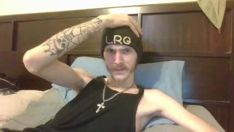 Snapshot of tootall803 chatting on 01-24-25, 08:44 TooTall803 online show from 01-24-25, 08:44