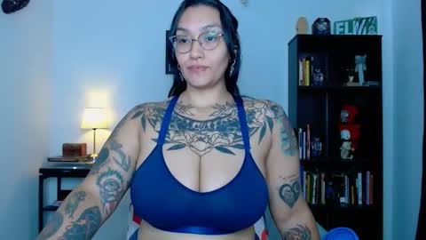 Snapshot of toothyy chatting on 05-16-26, 07:45 toothyy online show from 05-16-26, 07:45