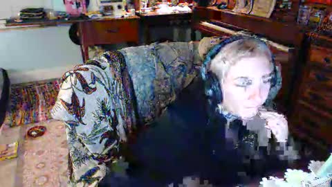 tooter online show from 11-14-25, 05:06