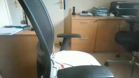 Snapshot of topcat127 chatting on 11-07-25, 10:37 Topcat127 online show from 11-07-25, 10:37