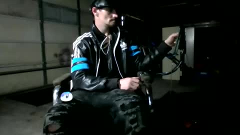 SagMeOreduceMe online show from 11-25-25, 08:42