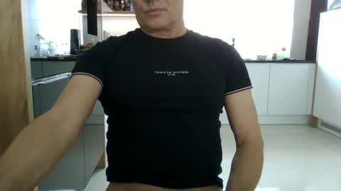 topsecreton online show from 03-31-26, 09:32