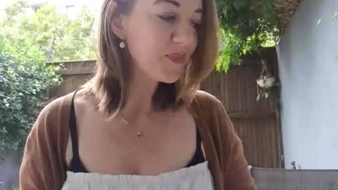 Snapshot of topsywilde chatting on 12-17-25, 09:37 Topsy online show from 12-17-25, 09:37