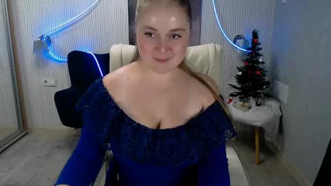 tori_blond online show from 12-02-24, 03:36
