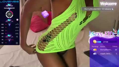 Snapshot of toriivy chatting on 06-10-26, 05:23 toriivy online show from 06-10-26, 05:23
