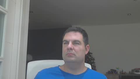 Snapshot of tork83 chatting on 12-12-24, 08:32 Tork 83 online show from 12-12-24, 08:32