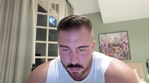 Snapshot of toro_arrapato chatting on 01-14-26, 11:31 toro_arrapato online show from 01-14-26, 11:31