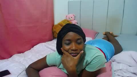 Snapshot of tory_montannaxx chatting on 05-20-26, 05:02 tory_montannaxx online show from 05-20-26, 05:02