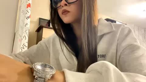 Snapshot of toryscarpato chatting on 12-04-25, 11:08 Julia online show from 12-04-25, 11:08