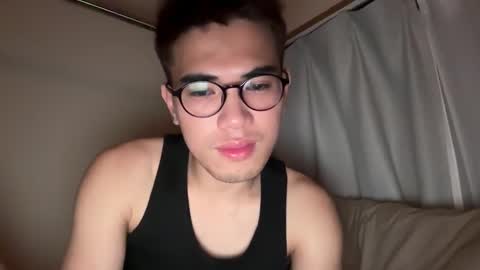 Snapshot of toshikaro0 chatting on 01-10-25, 12:47 Karo online show from 01-10-25, 12:47