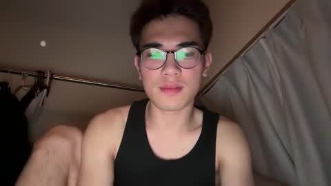 Snapshot of toshikaro0 chatting on 02-02-25, 02:24 Karo online show from 02-02-25, 02:24