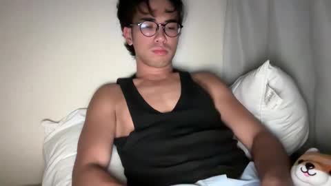 Snapshot of toshikaro0 chatting on 09-15-25, 05:57 Karo online show from 09-15-25, 05:57