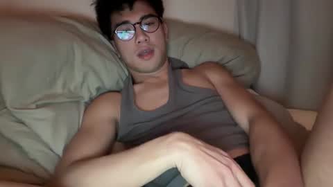 Snapshot of toshikaro0 chatting on 02-20-26, 06:41 Karo online show from 02-20-26, 06:41